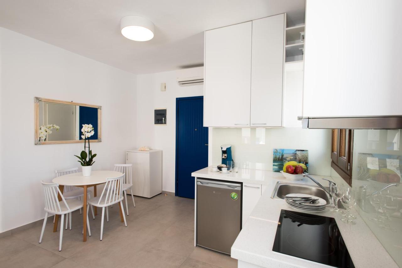 Olive Tree & Capari Mykonos Town Homes & Apartments With Pool! Exterior foto